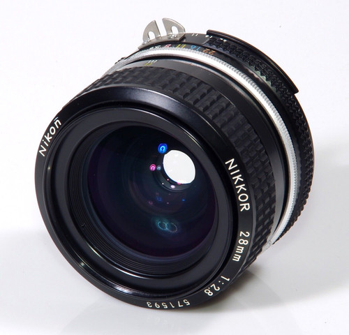 Nikon nikkor 28mm - 2,8,