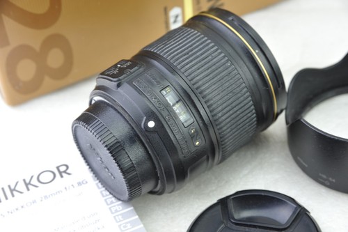 Nikon nikkor f 1 - 28, f/1.8