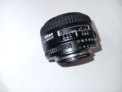 Nikon nikkor 28mm 8 - af, f/2.8
